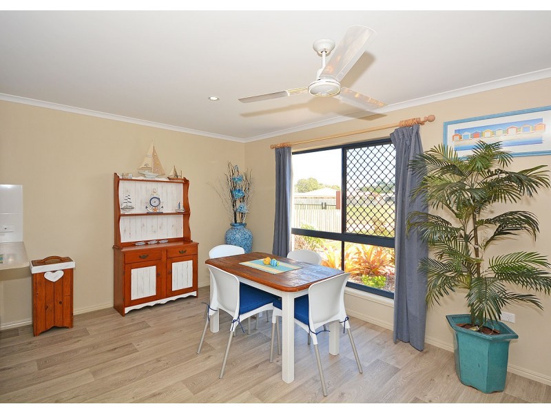 19 Lakes Boulevard, Burrum Heads QLD 4659