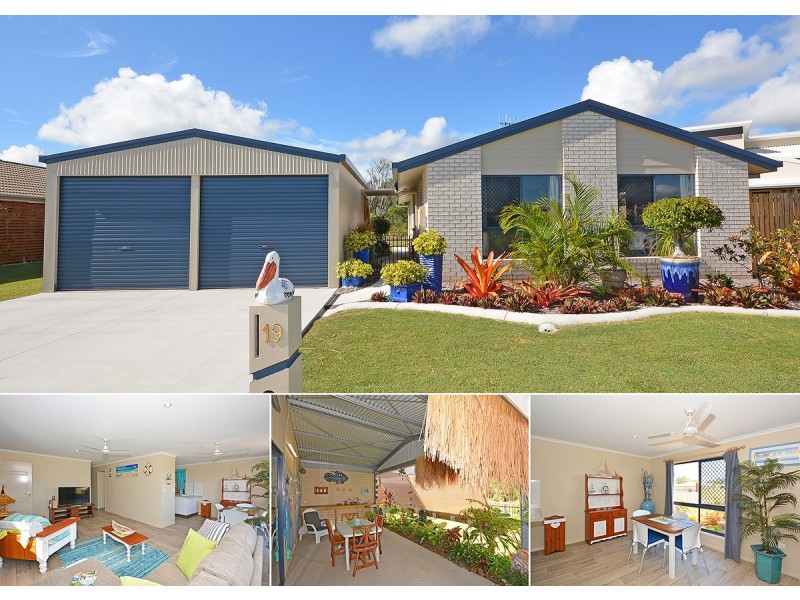 19 Lakes Boulevard, Burrum Heads QLD 4659