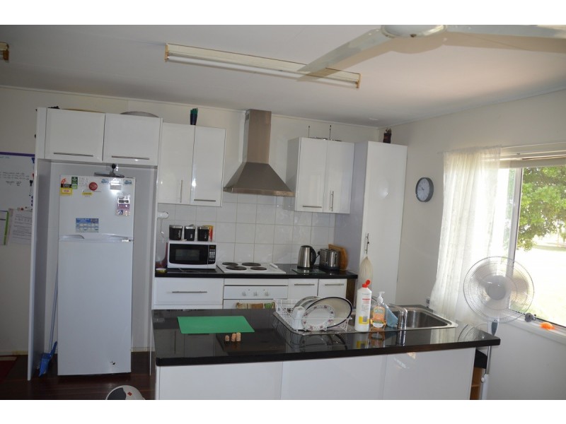 59 Howard Street, Burrum Heads QLD 4659