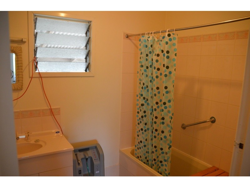 59 Howard Street, Burrum Heads QLD 4659
