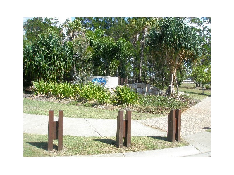 30 Sirenia Drive, Burrum Heads QLD 4659