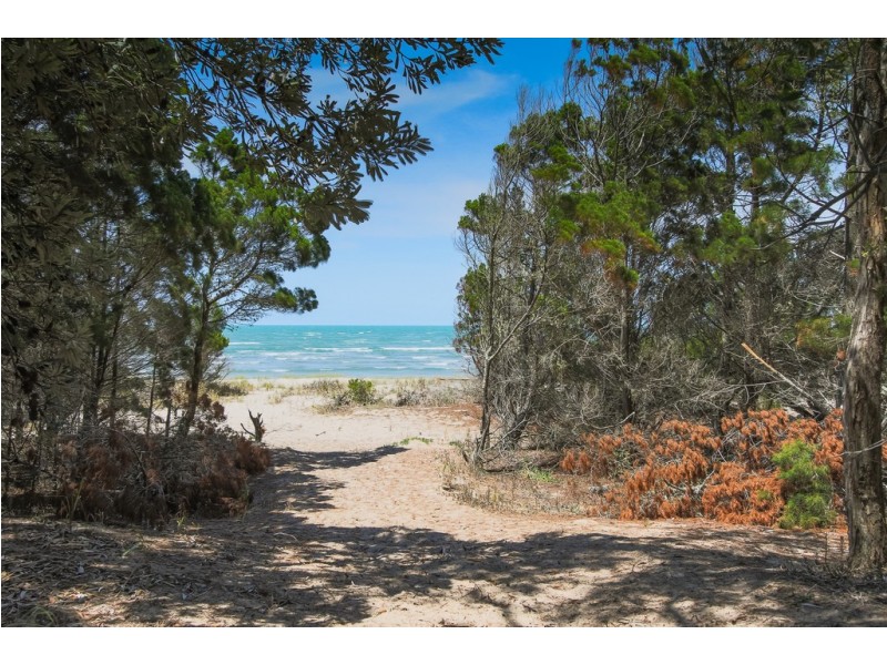 2 Shellcot Street, Toogoom QLD 4655