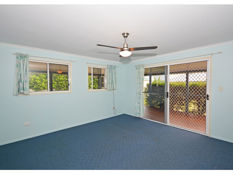 33 Sunrise Crescent, Burrum Heads QLD 4659