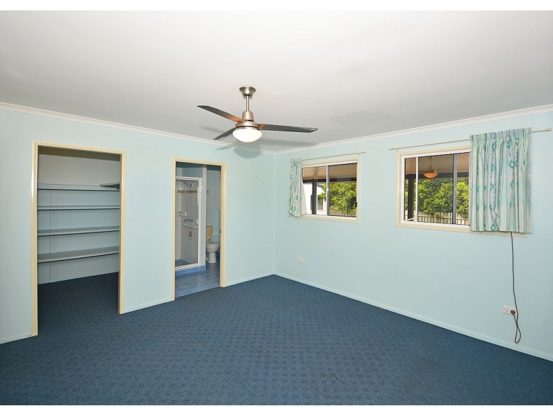 33 Sunrise Crescent, Burrum Heads QLD 4659