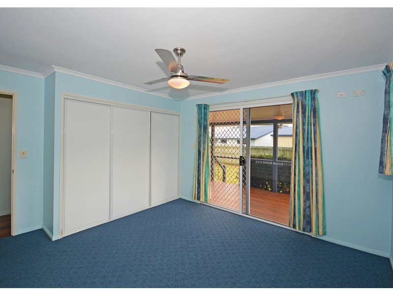 33 Sunrise Crescent, Burrum Heads QLD 4659