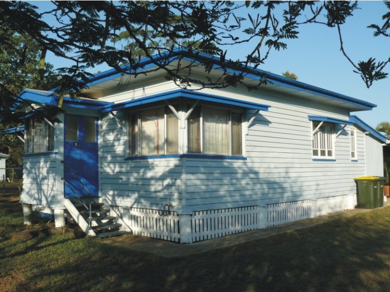 6 Martha St, Howard QLD 4659