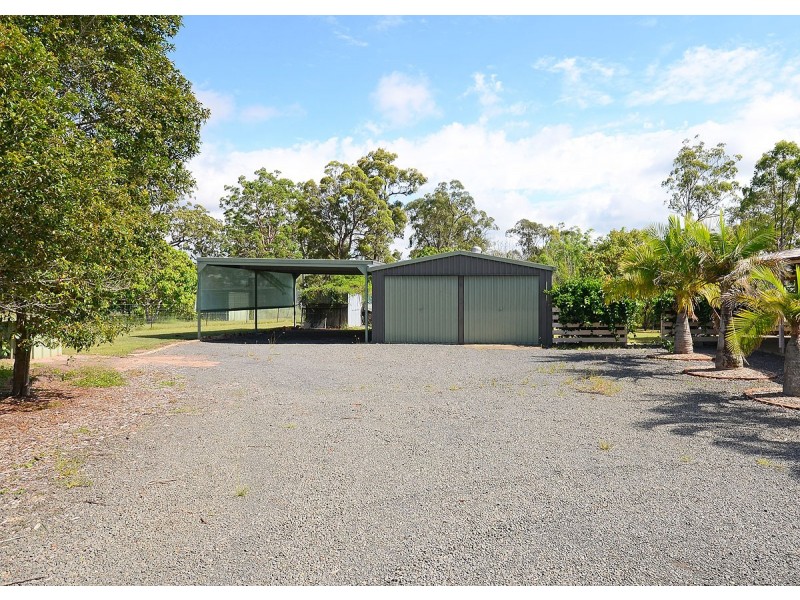 25 Raintree Avenue, Burrum Heads QLD 4659