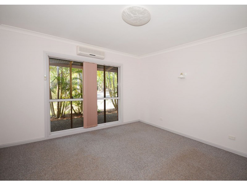 25 Raintree Avenue, Burrum Heads QLD 4659