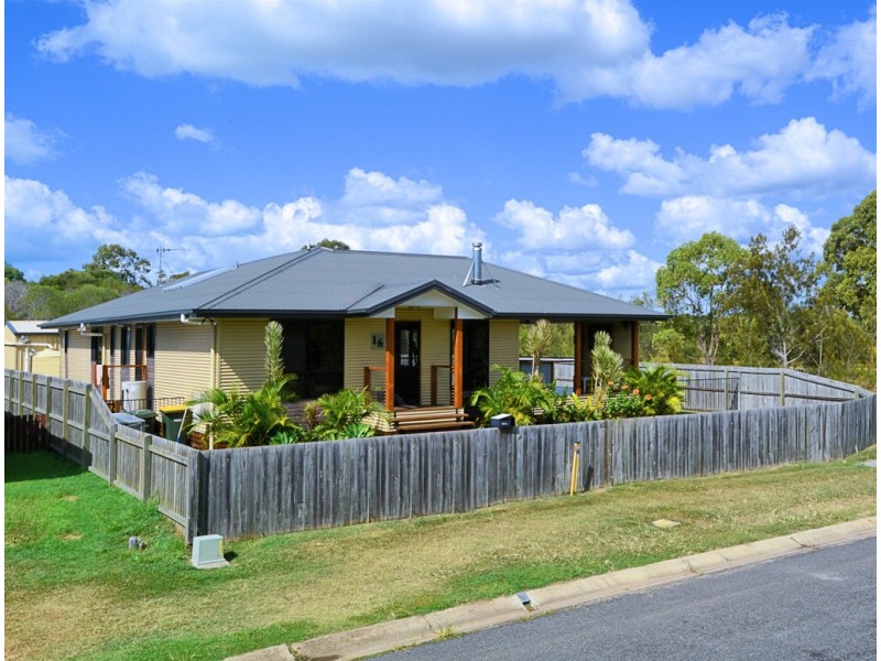 16 Lakeside Dr, Burrum Heads QLD 4659