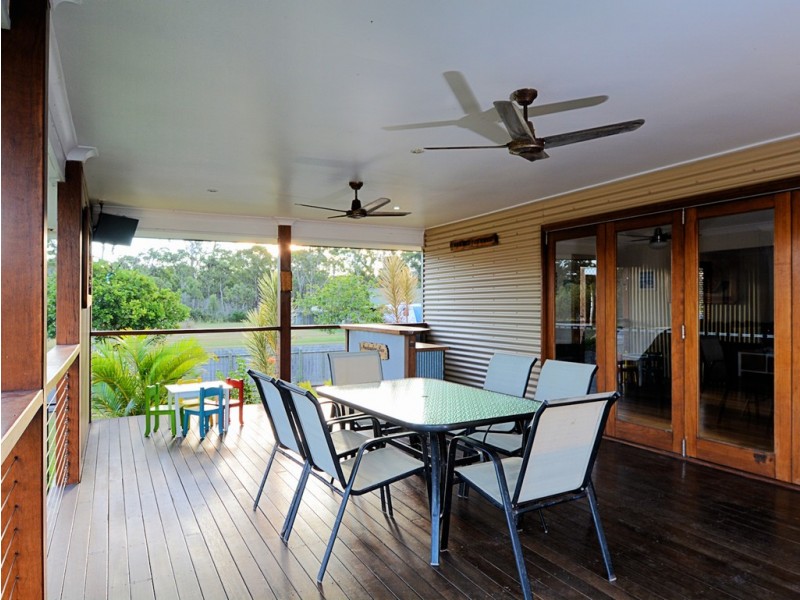 16 Lakeside Dr, Burrum Heads QLD 4659
