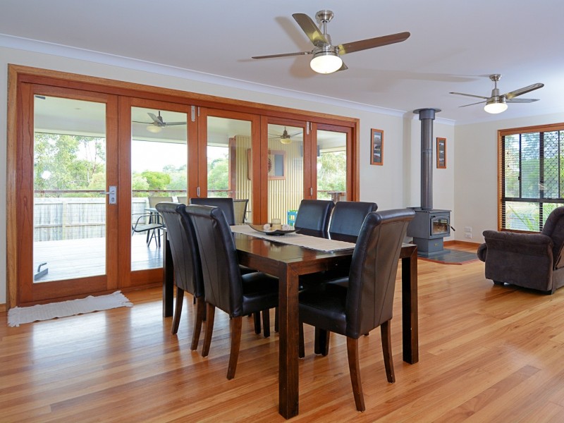 16 Lakeside Dr, Burrum Heads QLD 4659