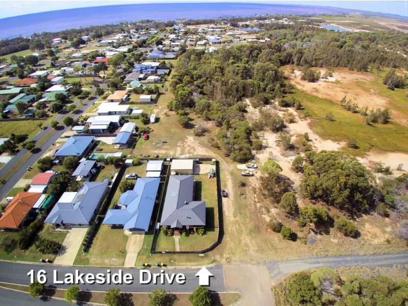 16 Lakeside Dr, Burrum Heads QLD 4659