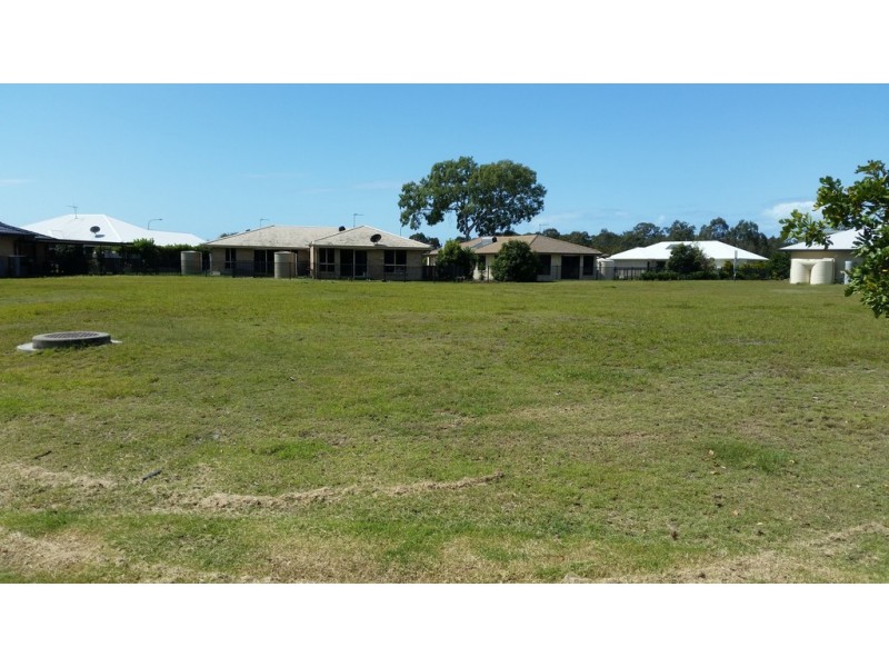 2 Barramundi Drive, Burrum Heads QLD 4659