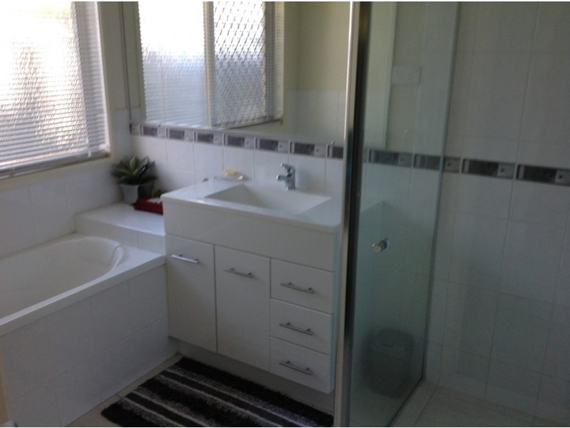 11 Krista Court, Burrum Heads QLD 4659