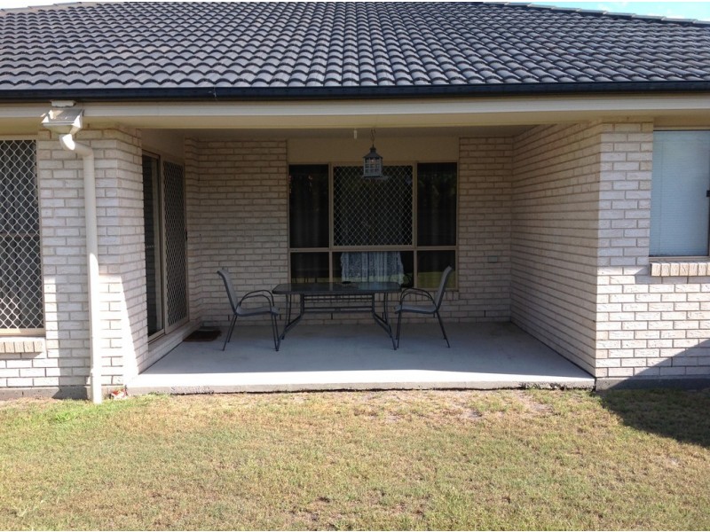 11 Krista Court, Burrum Heads QLD 4659