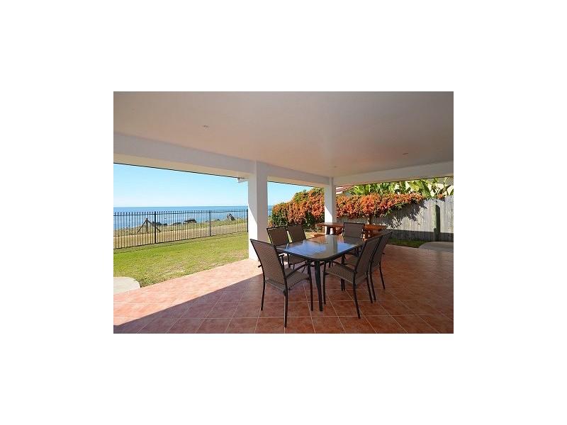 62 Kingfisher Pde, Toogoom QLD 4655