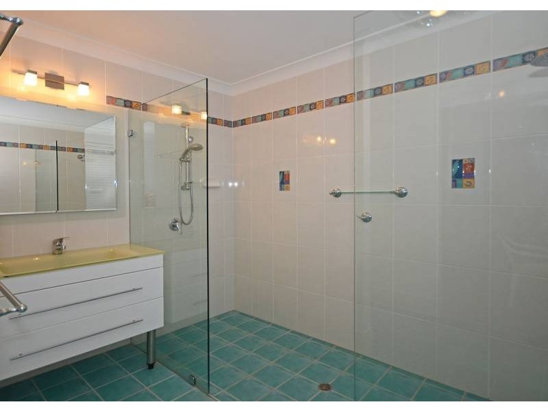 62 Kingfisher Pde, Toogoom QLD 4655