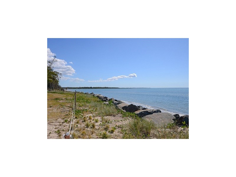 62 Kingfisher Pde, Toogoom QLD 4655