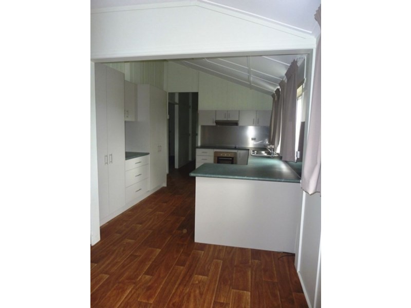 73 William Street, Howard QLD 4659