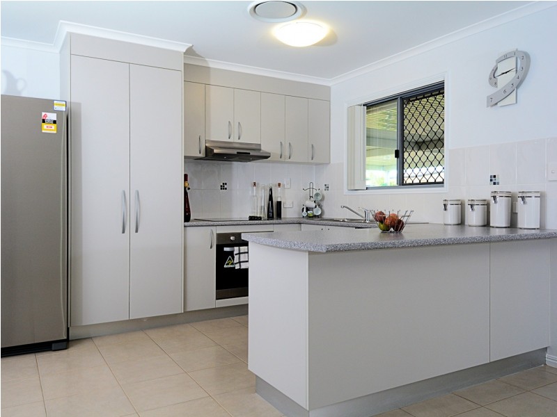 15 Seashore Way, Toogoom QLD 4655