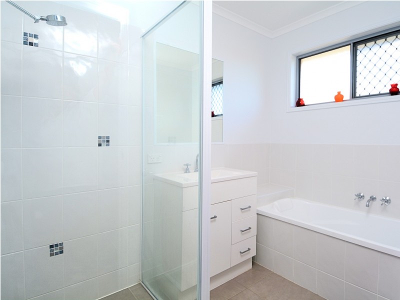 15 Seashore Way, Toogoom QLD 4655