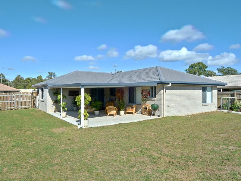 15 Seashore Way, Toogoom QLD 4655