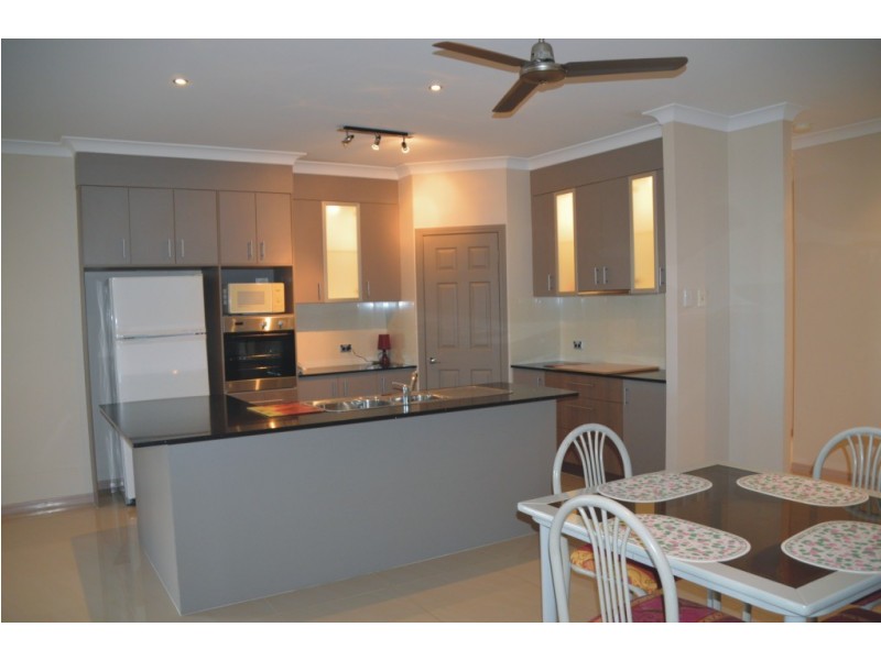 33 Traviston Way, Burrum Heads QLD 4659