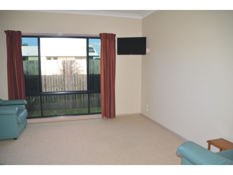 33 Traviston Way, Burrum Heads QLD 4659