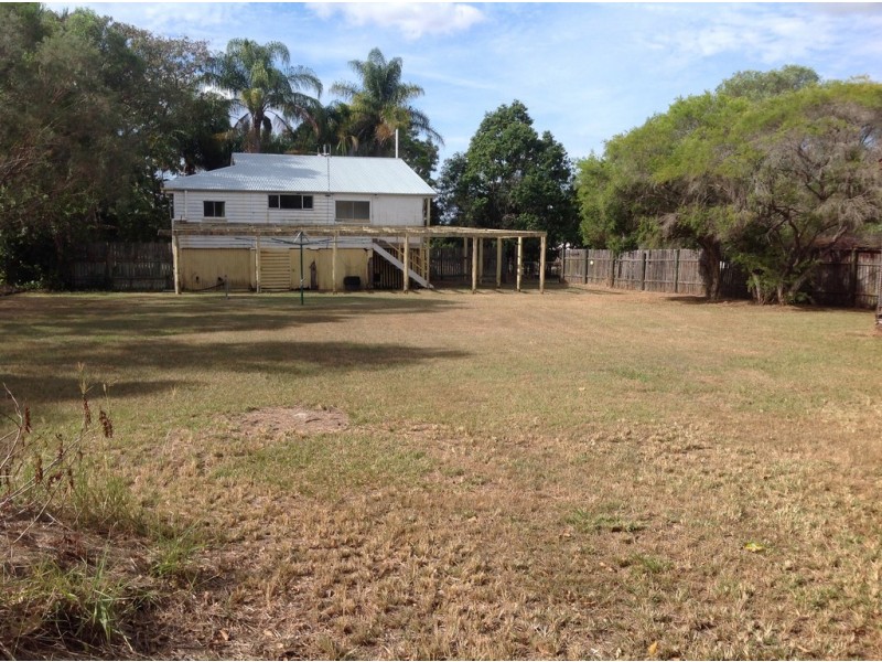 26 Thomas Street, Howard QLD 4659