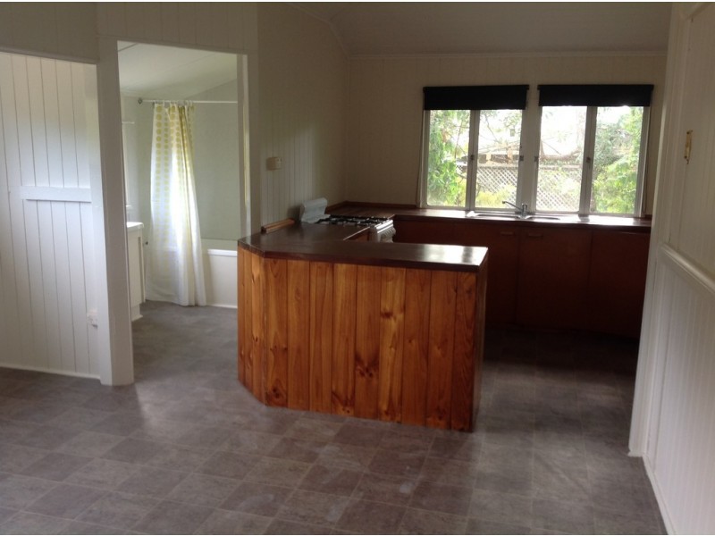 26 Thomas Street, Howard QLD 4659