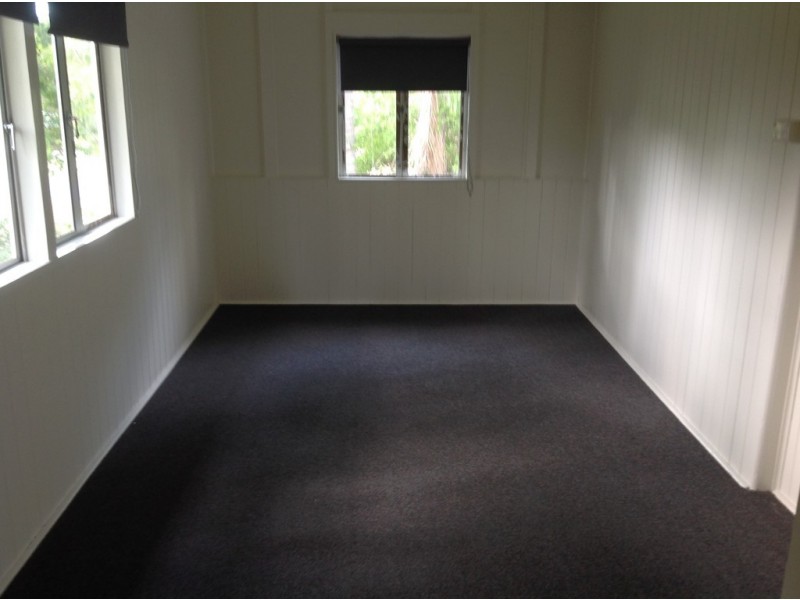 26 Thomas Street, Howard QLD 4659