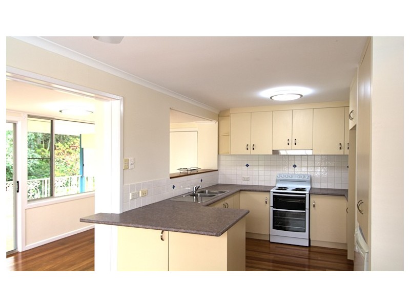 28 Kingfisher Parade, Toogoom QLD 4655
