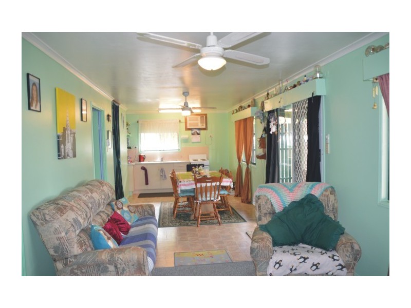 7 White St, Howard QLD 4659