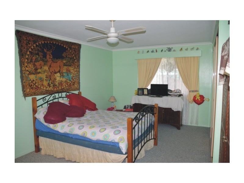 7 White St, Howard QLD 4659