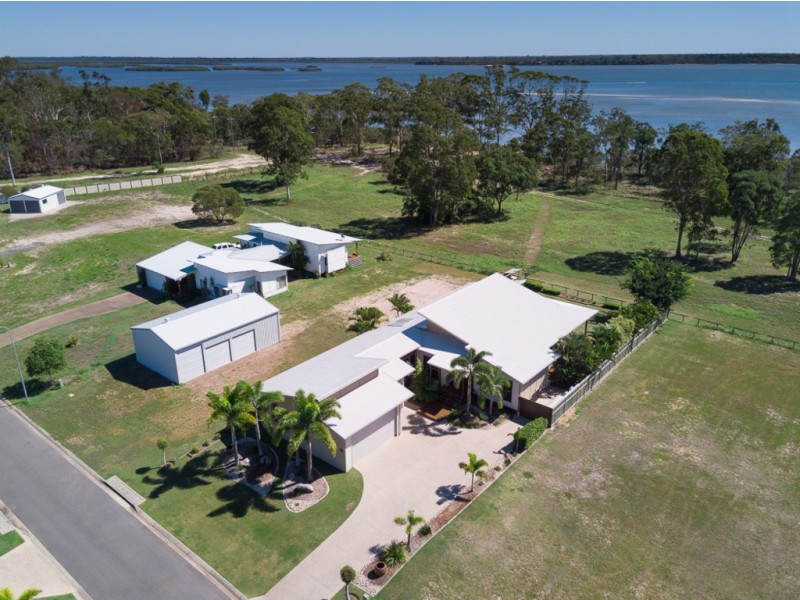 54 Traviston Way, Burrum Heads QLD 4659