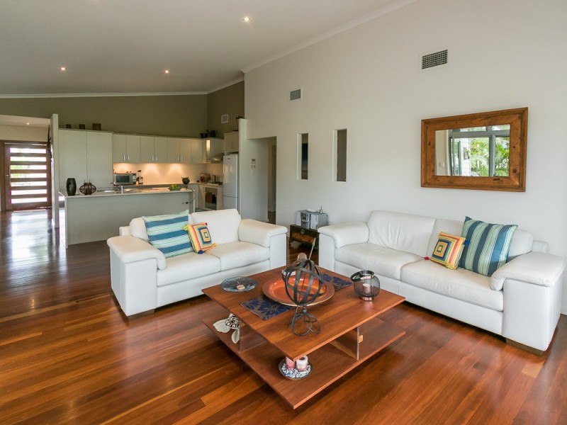 54 Traviston Way, Burrum Heads QLD 4659