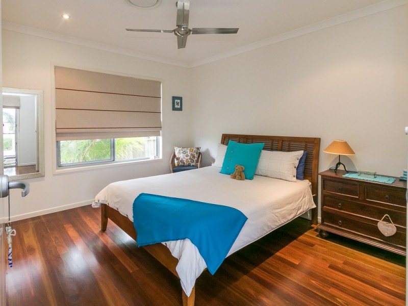 54 Traviston Way, Burrum Heads QLD 4659