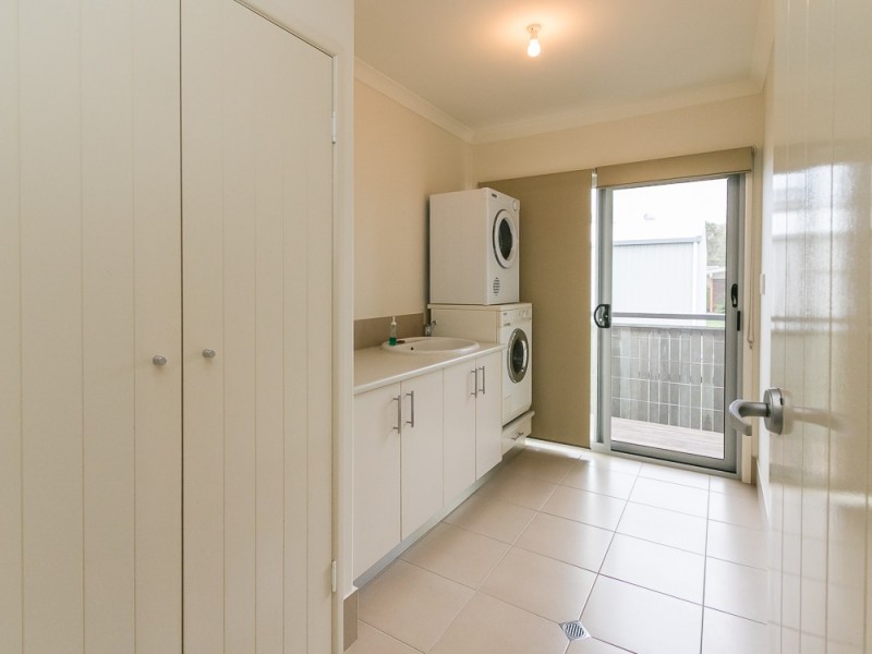 54 Traviston Way, Burrum Heads QLD 4659