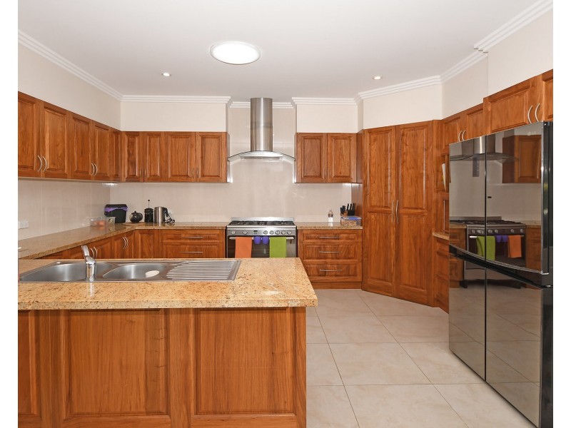 37 BARRAMUNDI DRIVE, Burrum Heads QLD 4659