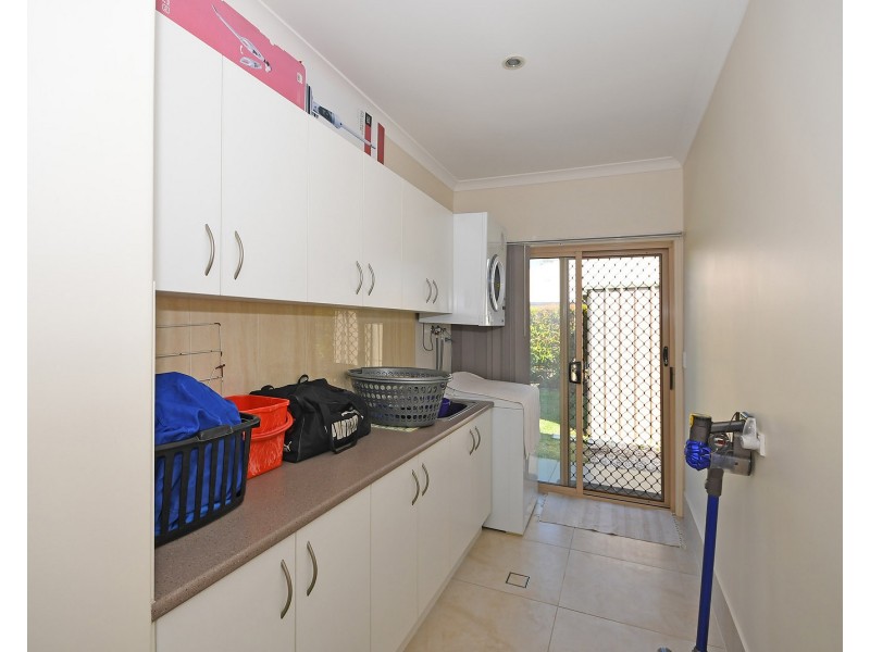 37 BARRAMUNDI DRIVE, Burrum Heads QLD 4659