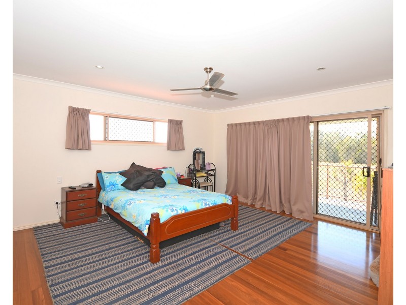 37 BARRAMUNDI DRIVE, Burrum Heads QLD 4659