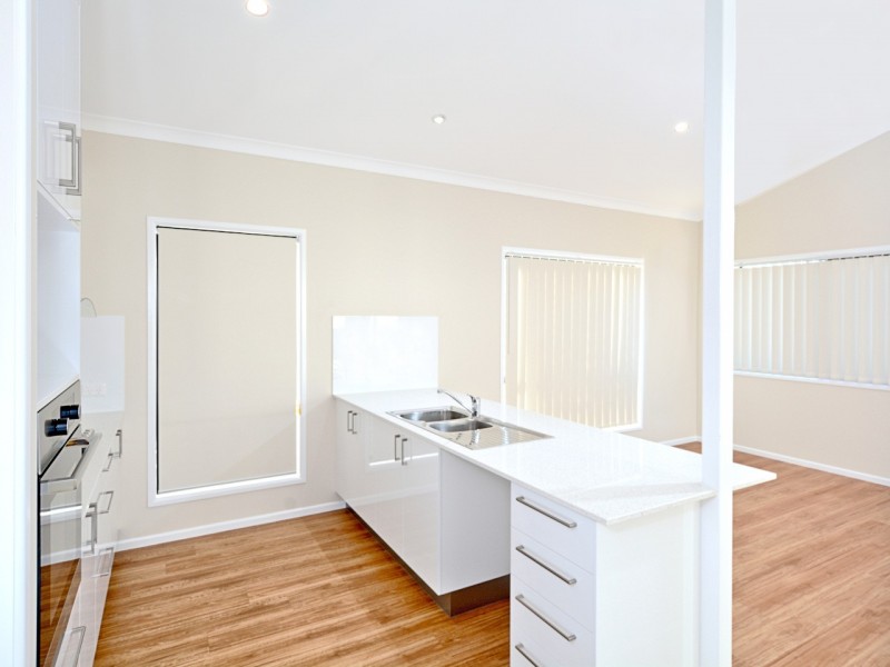 16 Cheellii Crt, Burrum Heads QLD 4659