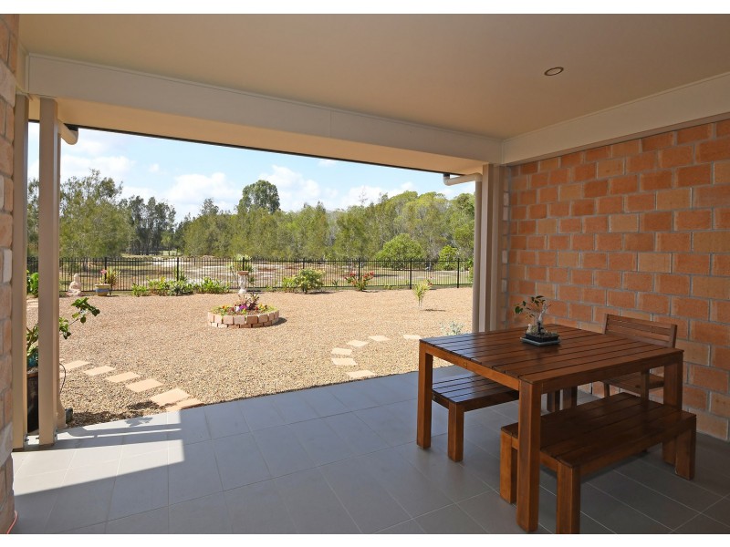 25 Lakes Boulevard, Burrum Heads QLD 4659
