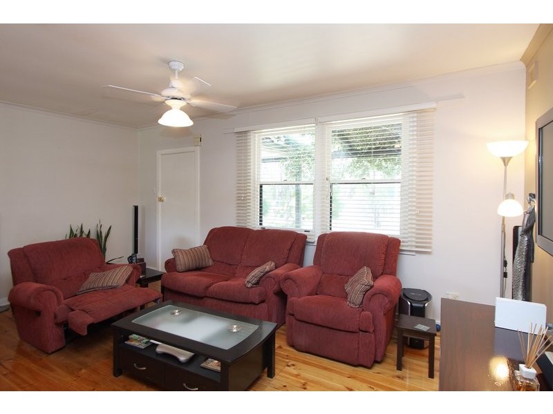 4 Joel Crescent, Elizabeth Vale SA 5112