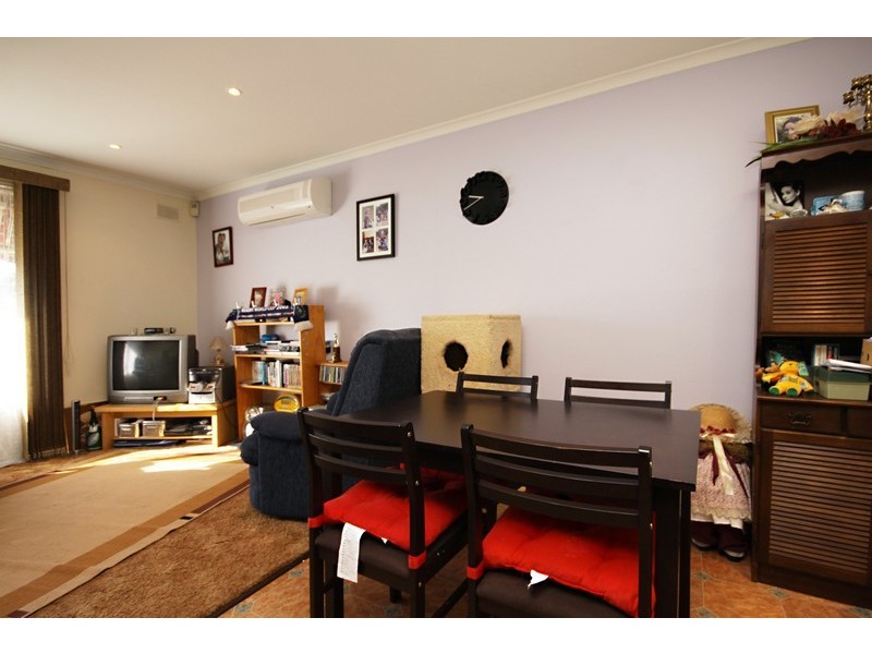 15 Barrington Road, Elizabeth Downs SA 5113