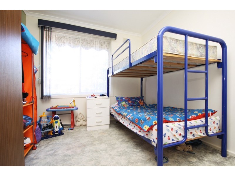 15 Barrington Road, Elizabeth Downs SA 5113