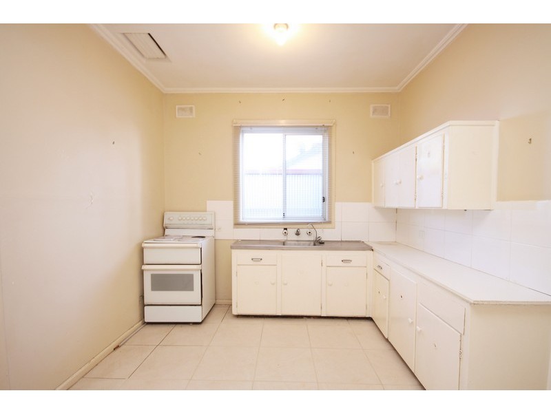 32 Kentish Road, Elizabeth Downs SA 5113