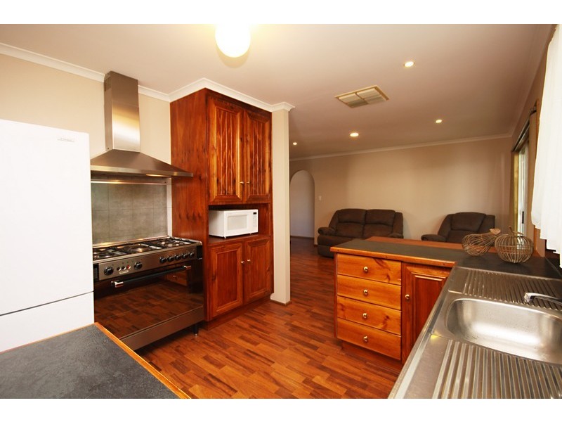 4  The Glade, Andrews Farm SA 5114