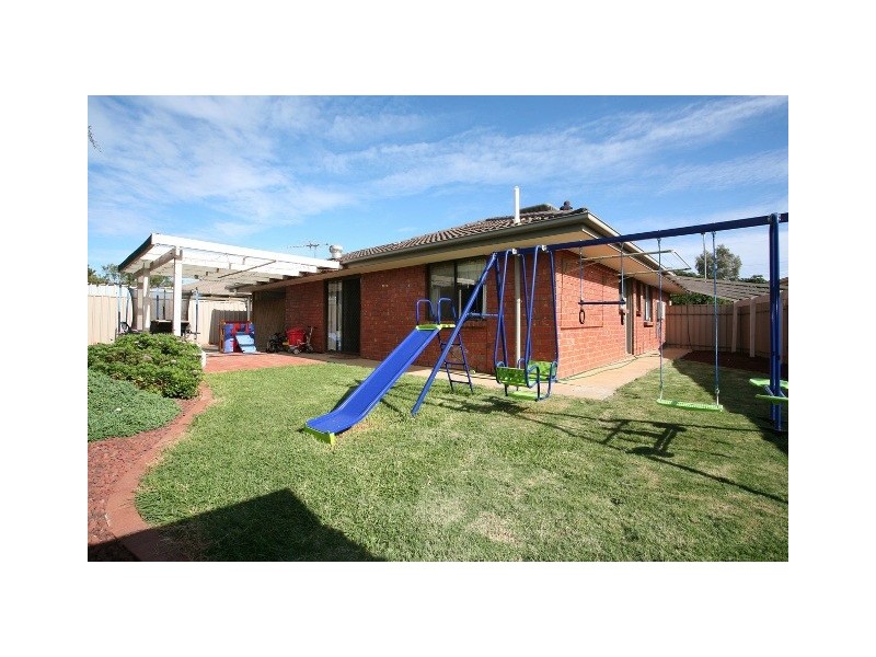 34 Sterling Court, Smithfield Plains SA 5114