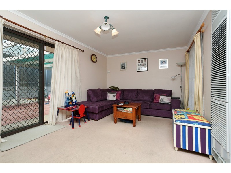 34 Sterling Court, Smithfield Plains SA 5114